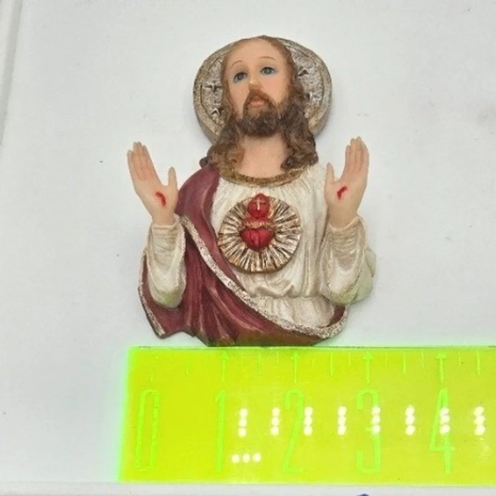 Vintage Santini Gold Resin Sacred Heart of Jesus Wall Plaque 3.5